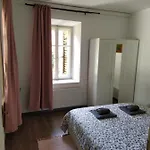 Apartment Zaklad Soce With Hot Tub And Free Parking