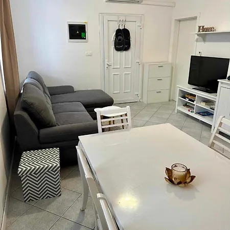 Zaklad Soce With Hot Tube And Free Parking Apartament *