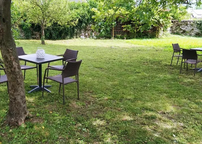 Zaklad Soce With Hot Tube And Free Parking *