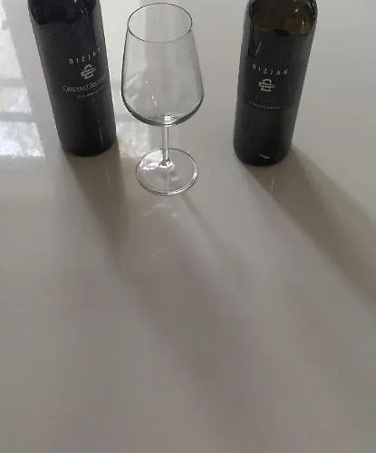 Zaklad Soce With Hot Tube And Free Parking Апартаменты *